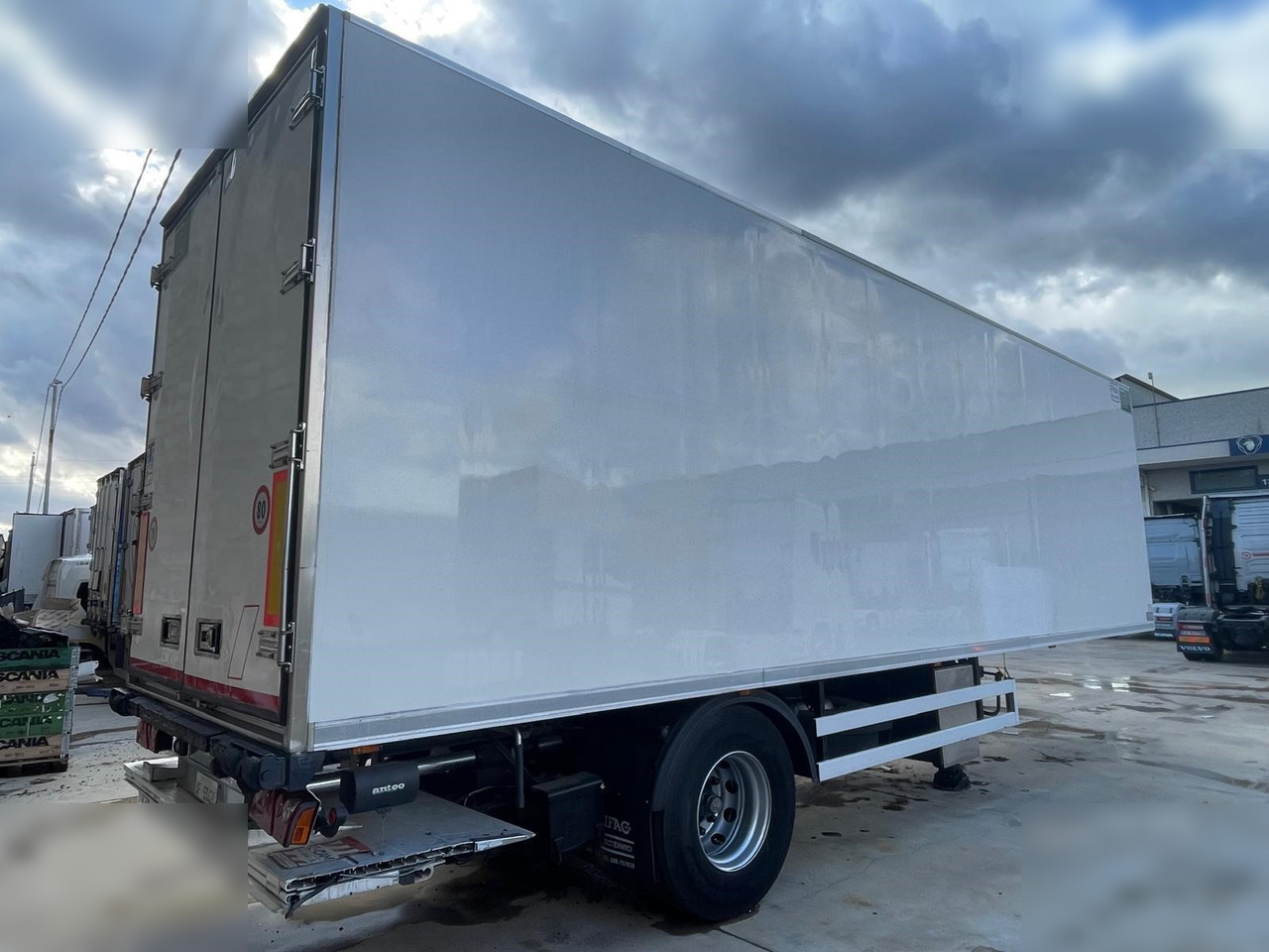 BARTOLETTI - Kjølesemi: bilde 2 BARTOLETTI - Kjølesemi: bilde 2