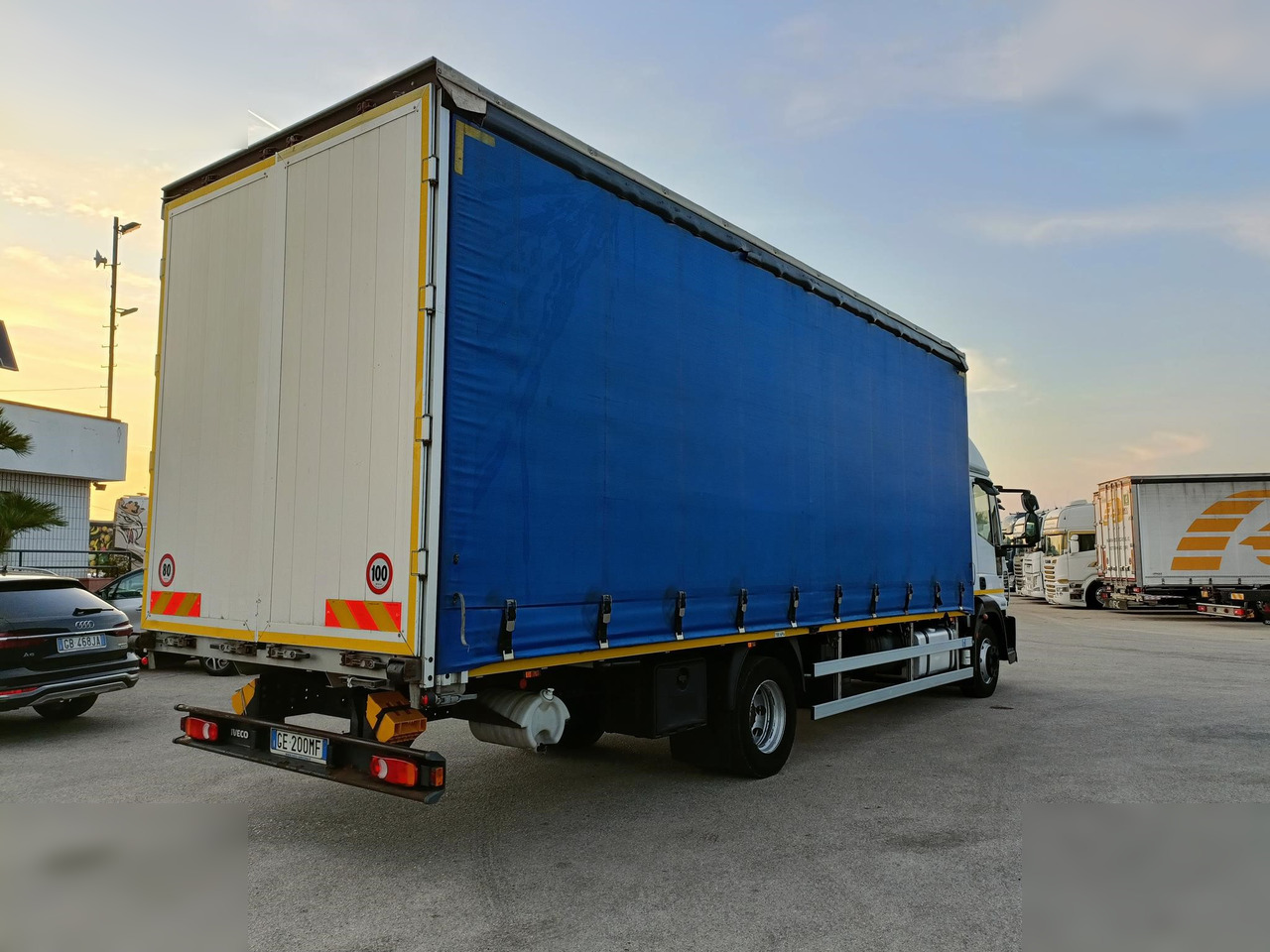 IVECO EUROCARGO 120E25 - Kapellbil: bilde 5 IVECO EUROCARGO 120E25 - Kapellbil: bilde 5