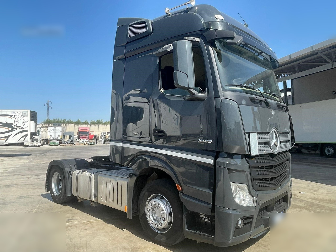 MERCEDES-BENZ ACTROS 1848 - Trekkvogn: bilde 2 MERCEDES-BENZ ACTROS 1848 - Trekkvogn: bilde 2