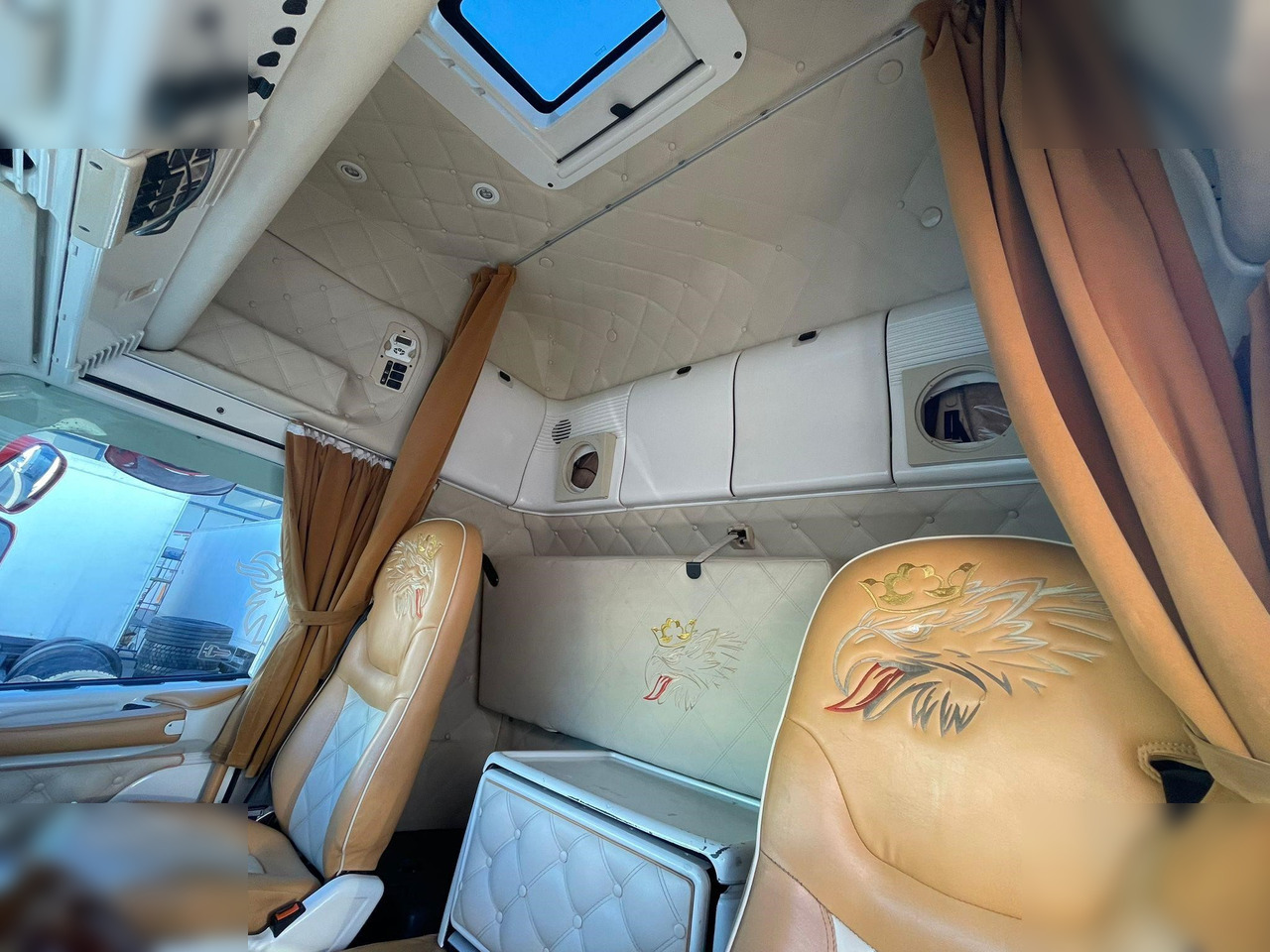 SCANIA R124.420 - Trekkvogn: bilde 3 SCANIA R124.420 - Trekkvogn: bilde 3