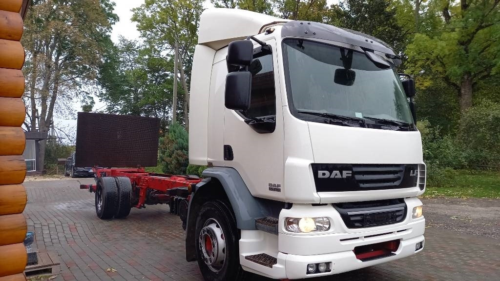 DAF FA55.250G, ONLY FOR PARTS! - Skapbil: bilde 4 DAF FA55.250G, ONLY FOR PARTS! - Skapbil: bilde 4