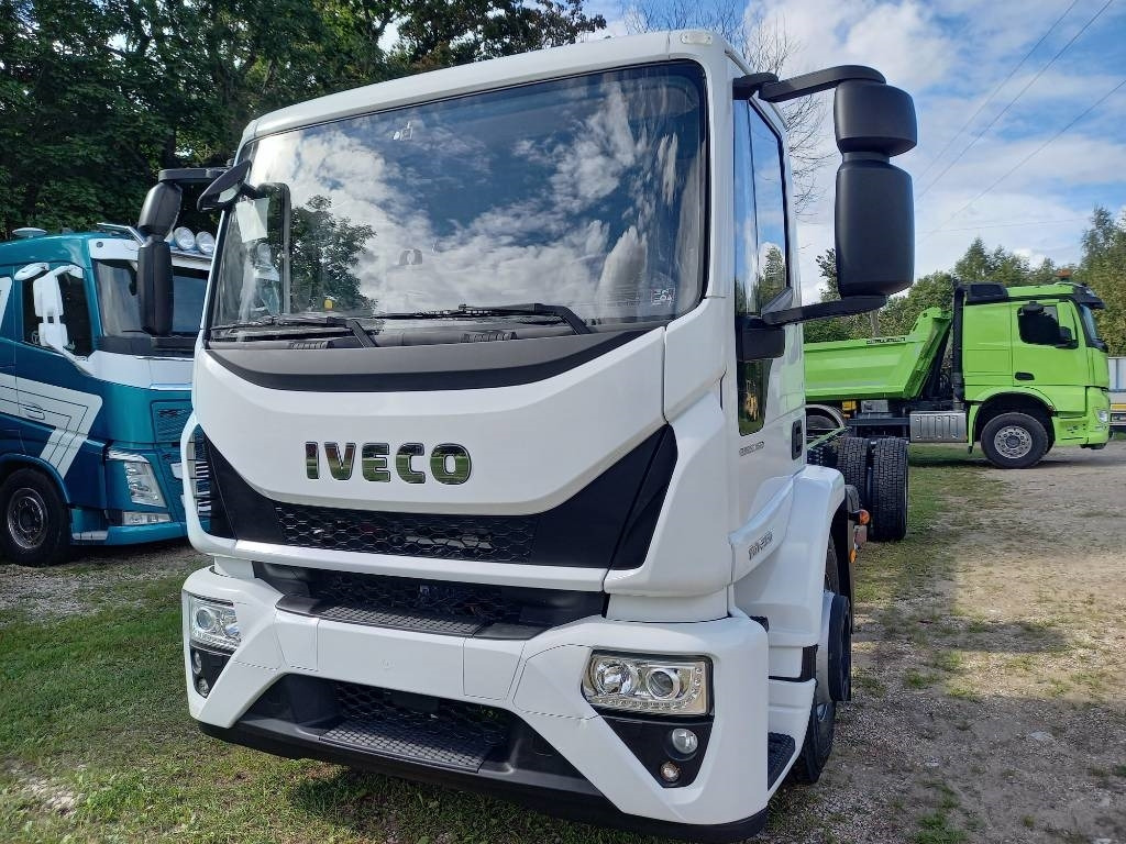 Iveco Eurocargo ML180E/FP, NEW, NOT USED - Chassis lastebil: bilde 4 Iveco Eurocargo ML180E/FP, NEW, NOT USED - Chassis lastebil: bilde 4