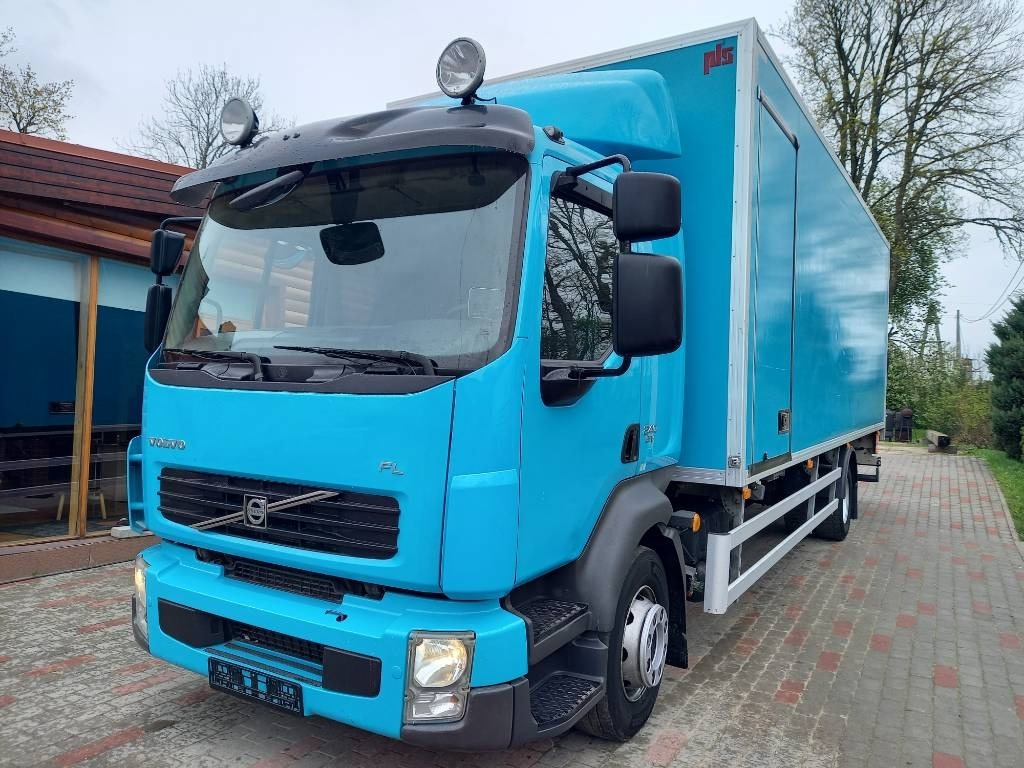 Volvo FL 240, 4x2, GW 16000 KG - Skapbil: bilde 1 Volvo FL 240, 4x2, GW 16000 KG - Skapbil: bilde 1