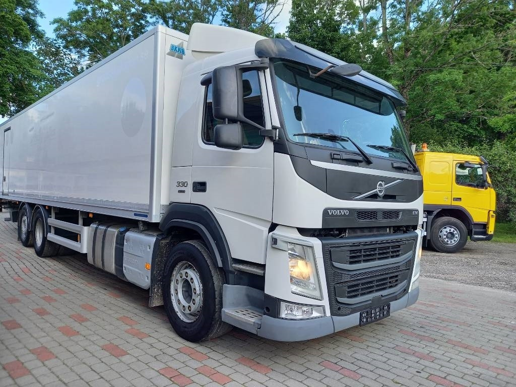 Volvo FM 330, 6x2, CARRIER SUPRA 950 U - Lastebil med kjøl: bilde 5 Volvo FM 330, 6x2, CARRIER SUPRA 950 U - Lastebil med kjøl: bilde 5
