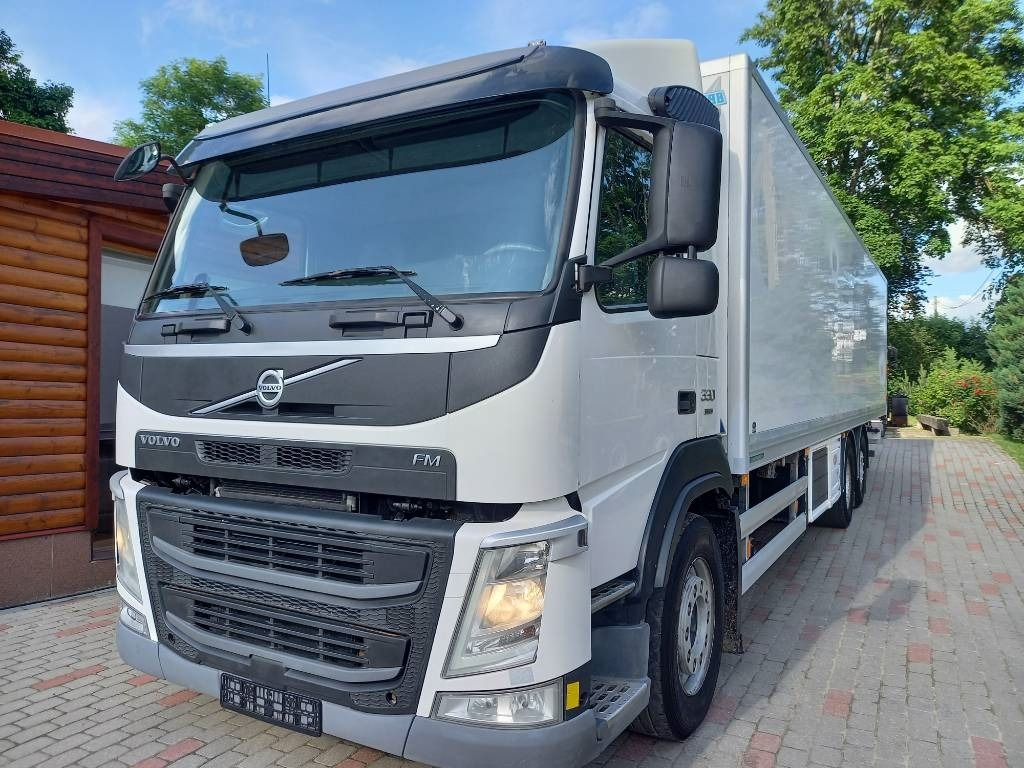 Volvo FM 330, 6x2, CARRIER SUPRA 950 U - Lastebil med kjøl: bilde 2 Volvo FM 330, 6x2, CARRIER SUPRA 950 U - Lastebil med kjøl: bilde 2