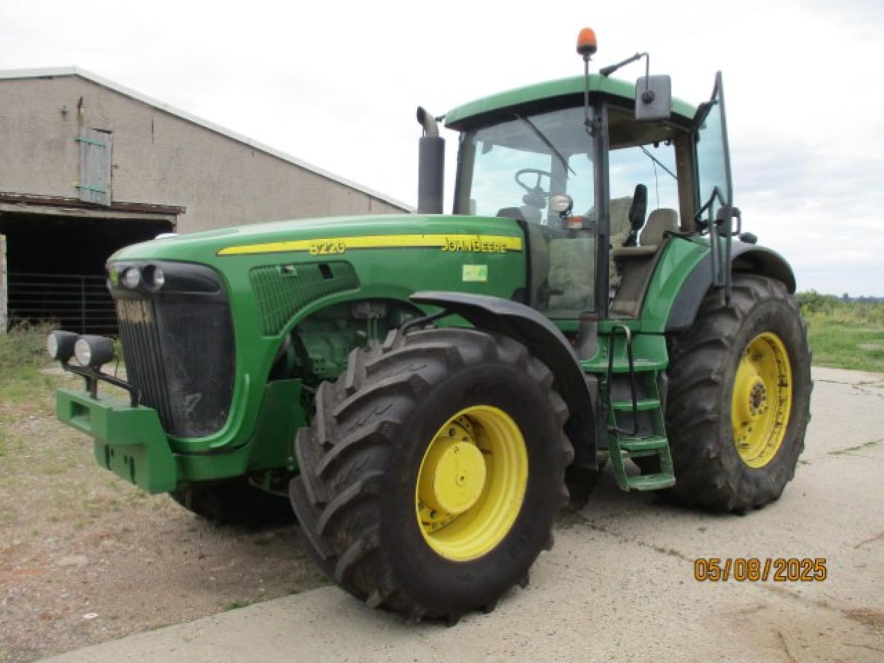 Traktor John Deere 8220 Power Schift 7290 Std.: bilde 7 Traktor John Deere 8220 Power Schift 7290 Std.: bilde 7