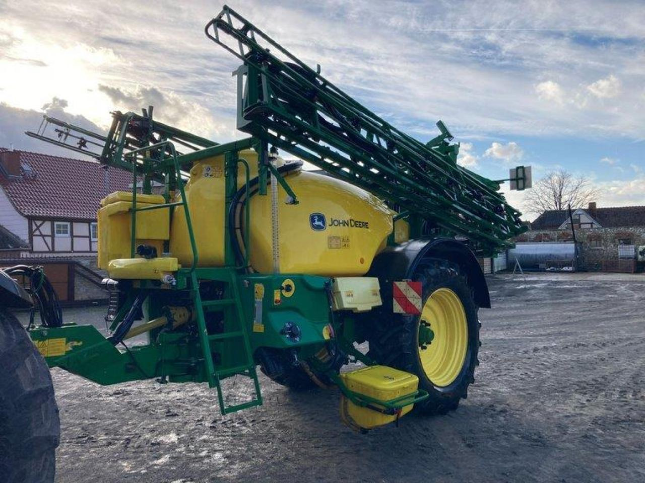 John Deere M740I - Trailersprøyte: bilde 1 John Deere M740I - Trailersprøyte: bilde 1