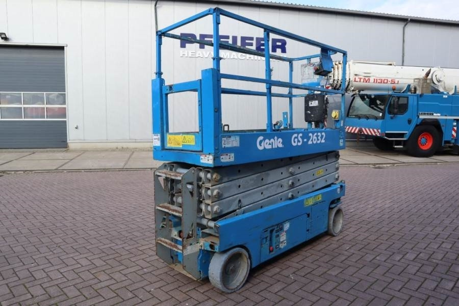 Genie GS2632 Electric, Working Height 10m, 227kg Capacit - Sakselift: bilde 3 Genie GS2632 Electric, Working Height 10m, 227kg Capacit - Sakselift: bilde 3