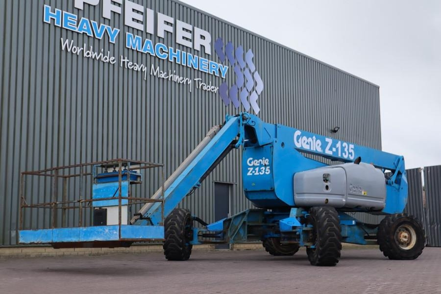 Leie Genie Z135/70 Diesel, 4x4x4 Drive, 43m Lifting Height, 2 Genie Z135/70 Diesel, 4x4x4 Drive, 43m Lifting Height, 2: bilde 7 Leie Genie Z135/70 Diesel, 4x4x4 Drive, 43m Lifting Height, 2 Genie Z135/70 Diesel, 4x4x4 Drive, 43m Lifting Height, 2: bilde 7