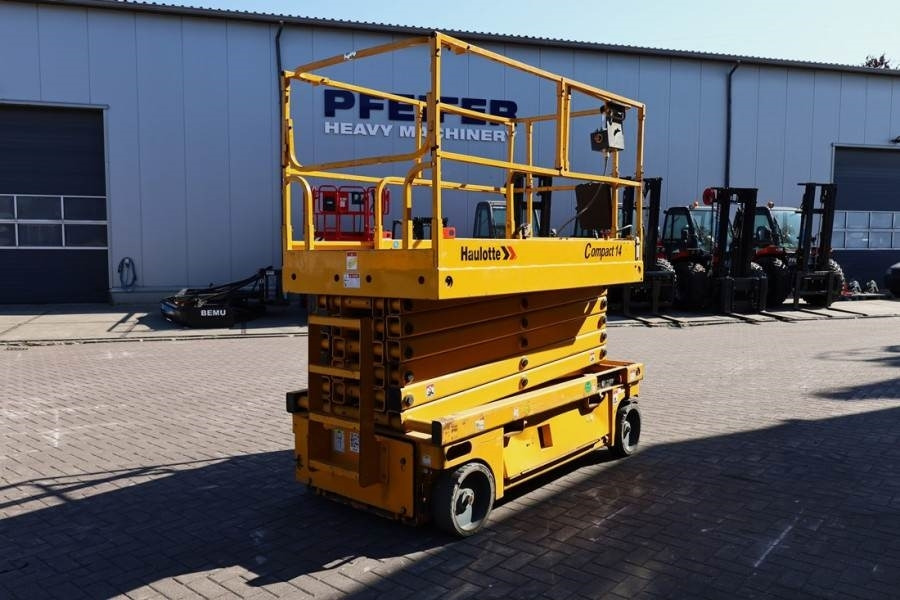 Haulotte COMPACT 14 Electric, 14m Working Height, 350kg Cap - Sakselift: bilde 2 Haulotte COMPACT 14 Electric, 14m Working Height, 350kg Cap - Sakselift: bilde 2