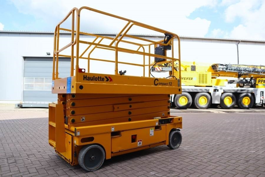 Haulotte Compact 12 Electric, 12m Working Height, 300kg Cap - Sakselift: bilde 2 Haulotte Compact 12 Electric, 12m Working Height, 300kg Cap - Sakselift: bilde 2