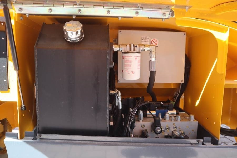 Haulotte Compact 12DX Valid Inspection, *Guarantee! Diesel, - Sakselift: bilde 3 Haulotte Compact 12DX Valid Inspection, *Guarantee! Diesel, - Sakselift: bilde 3