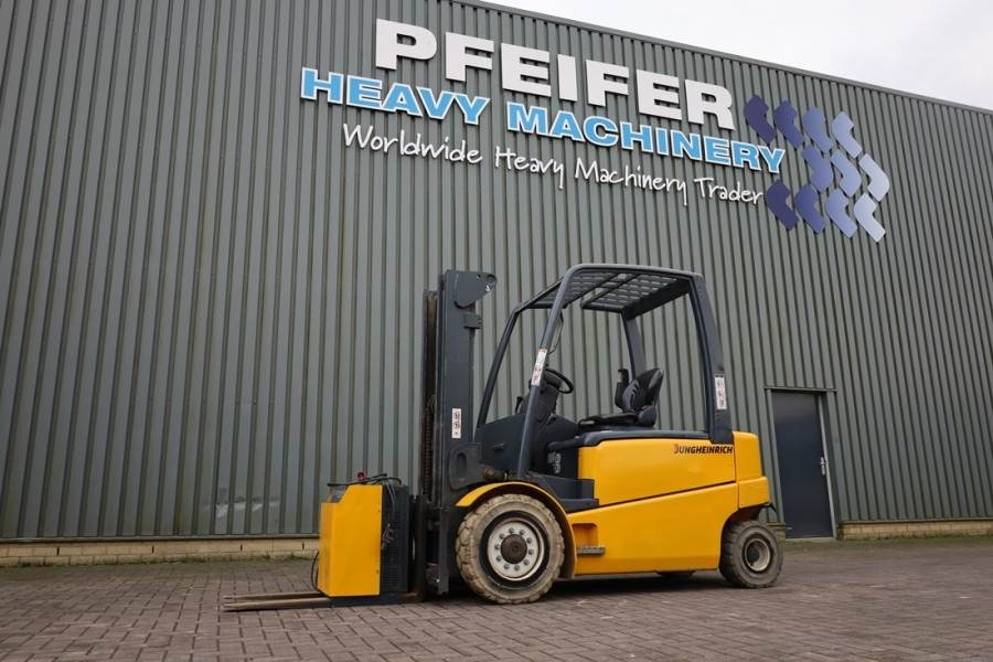 Jungheinrich EFG535 Electric, Lifting Height 4700mm, Freelift 1 - Dieseltruck: bilde 1 Jungheinrich EFG535 Electric, Lifting Height 4700mm, Freelift 1 - Dieseltruck: bilde 1
