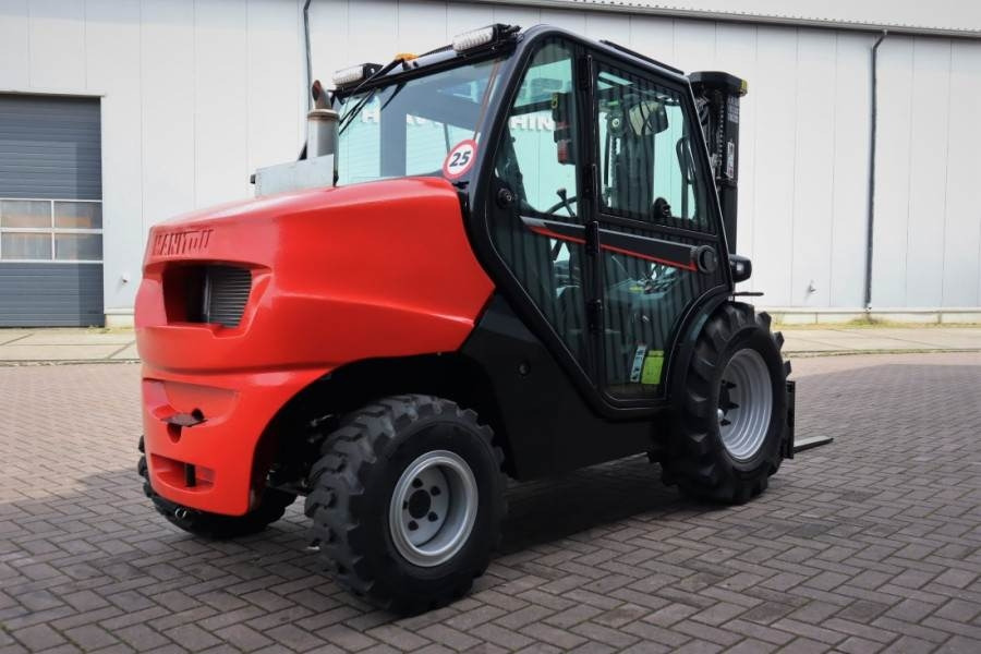 Manitou MC25-4 Valid Inspection, *Guarantee, Diesel, 4x4 - Terrenggående gaffeltruck: bilde 2 Manitou MC25-4 Valid Inspection, *Guarantee, Diesel, 4x4 - Terrenggående gaffeltruck: bilde 2