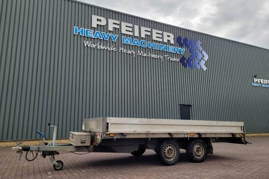 Saris PL1820 2 Axel Trailer - Biltilhenger: bilde 1 Saris PL1820 2 Axel Trailer - Biltilhenger: bilde 1