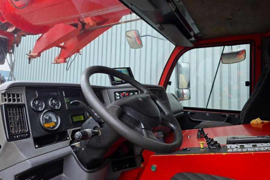 Terex AC35L Diesel, 4x4x4 Drive, 40t Capacity, 37.4m Mai - Allterrengkran: bilde 4 Terex AC35L Diesel, 4x4x4 Drive, 40t Capacity, 37.4m Mai - Allterrengkran: bilde 4