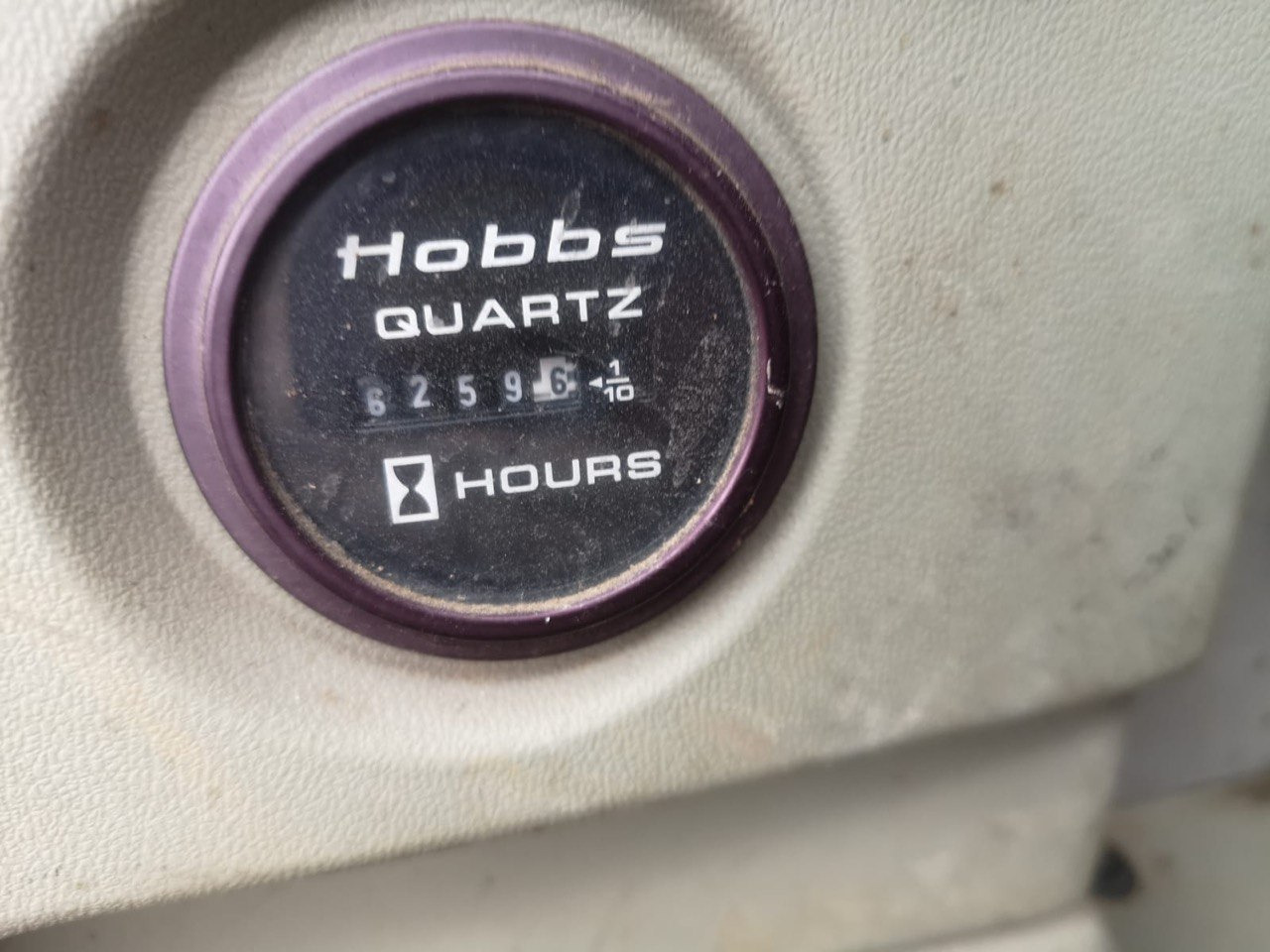 HYUNDAI 210 - Hjulgraver: bilde 4 HYUNDAI 210 - Hjulgraver: bilde 4