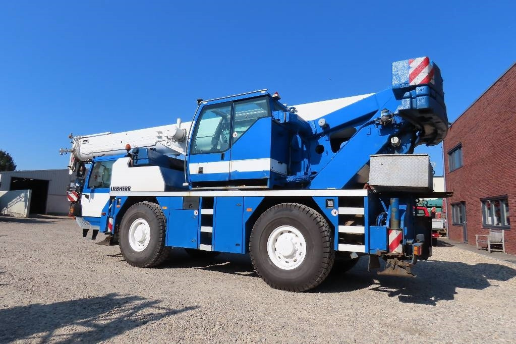 Liebherr LTM 1040-2.1 - Allterrengkran: bilde 4 Liebherr LTM 1040-2.1 - Allterrengkran: bilde 4