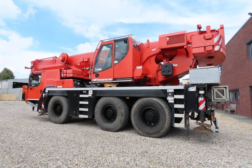 Liebherr LTM 1055-3.2 - Allterrengkran: bilde 4 Liebherr LTM 1055-3.2 - Allterrengkran: bilde 4