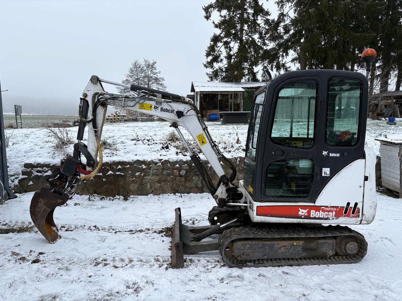 Bobcat 325 - Gravemaskin: bilde 1 Bobcat 325 - Gravemaskin: bilde 1
