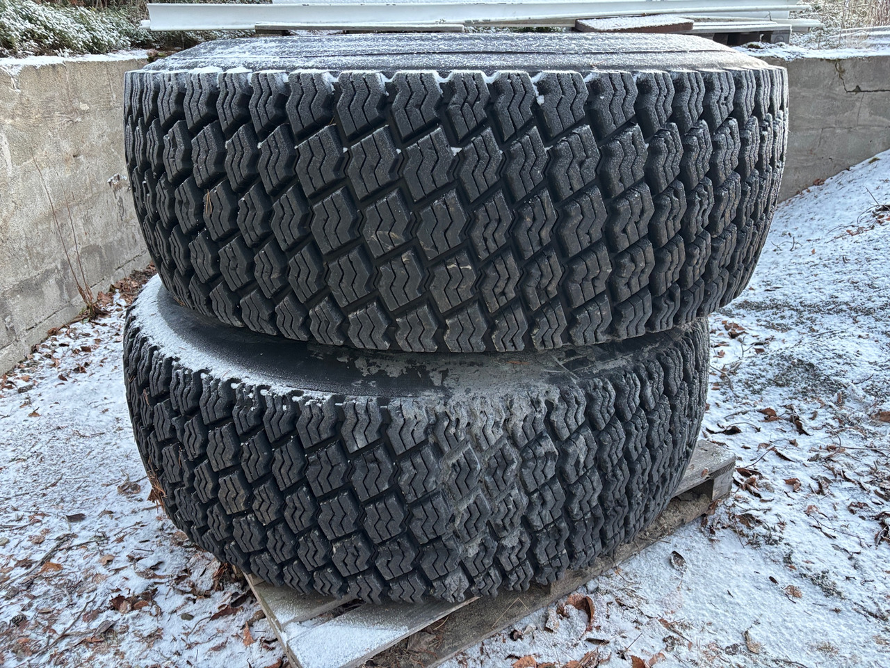 Bridgestone - Dekk for Bygg og anlegg: bilde 1 Bridgestone - Dekk for Bygg og anlegg: bilde 1