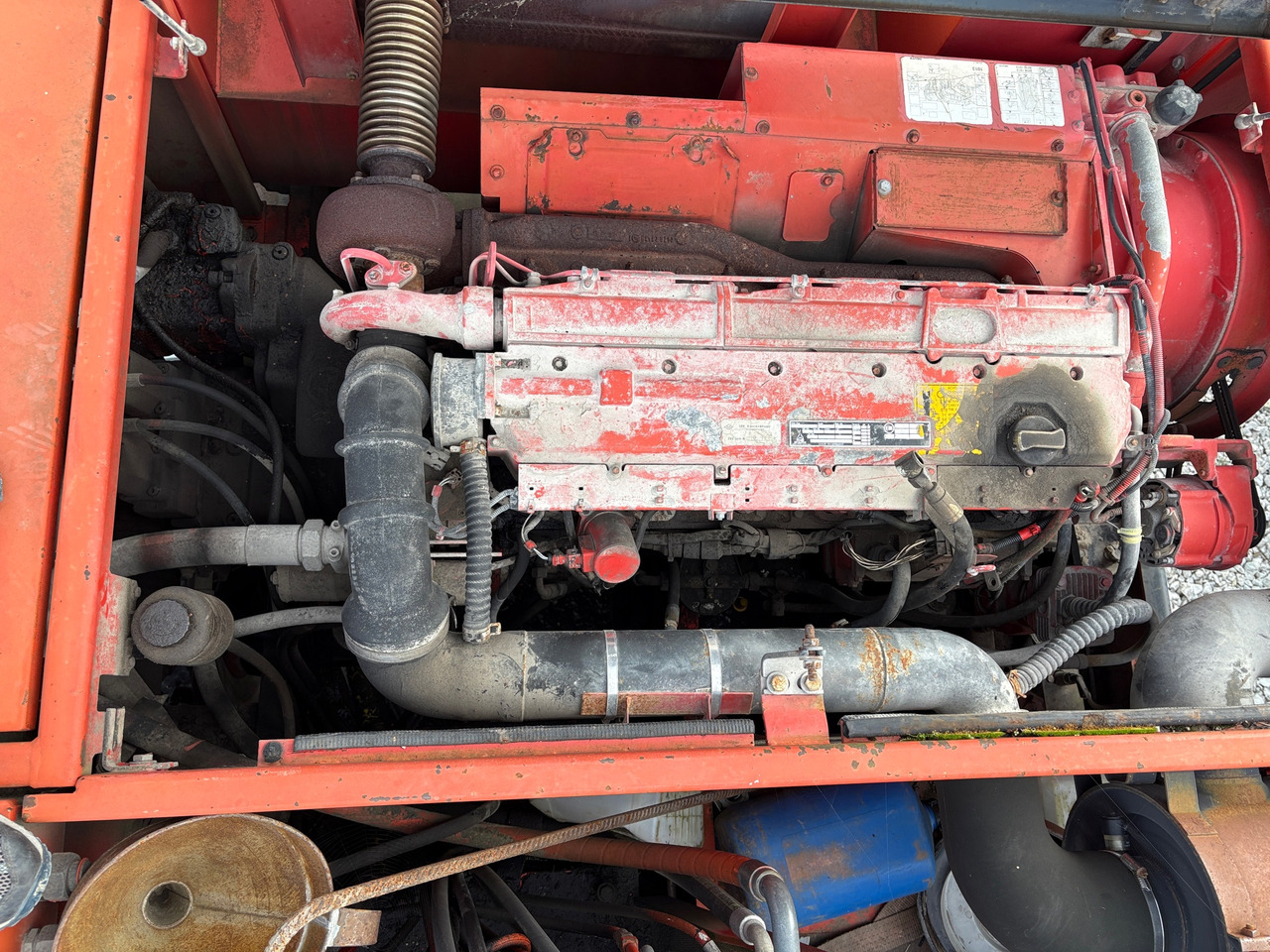 Deutz BF 6 M 1013 - Anleggsmaskiner: bilde 1 Deutz BF 6 M 1013 - Anleggsmaskiner: bilde 1
