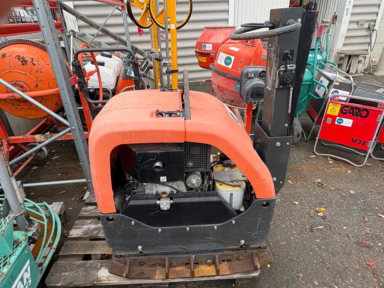 Husqvarna LG504 - Vibroplate: bilde 1 Husqvarna LG504 - Vibroplate: bilde 1