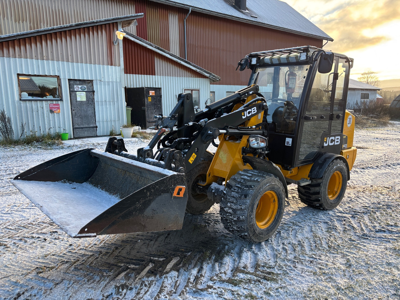 JCB 403 Plus - Hjullaster: bilde 1 JCB 403 Plus - Hjullaster: bilde 1