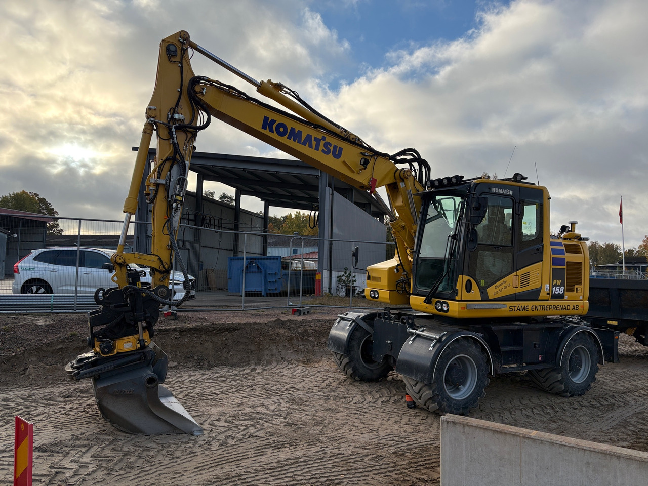 Komatsu PW158-11EO - Gravemaskin: bilde 1 Komatsu PW158-11EO - Gravemaskin: bilde 1