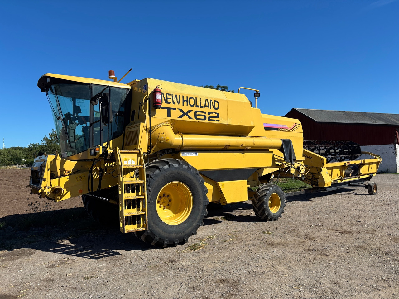 New Holland TX62 - Skurtresker: bilde 1 New Holland TX62 - Skurtresker: bilde 1