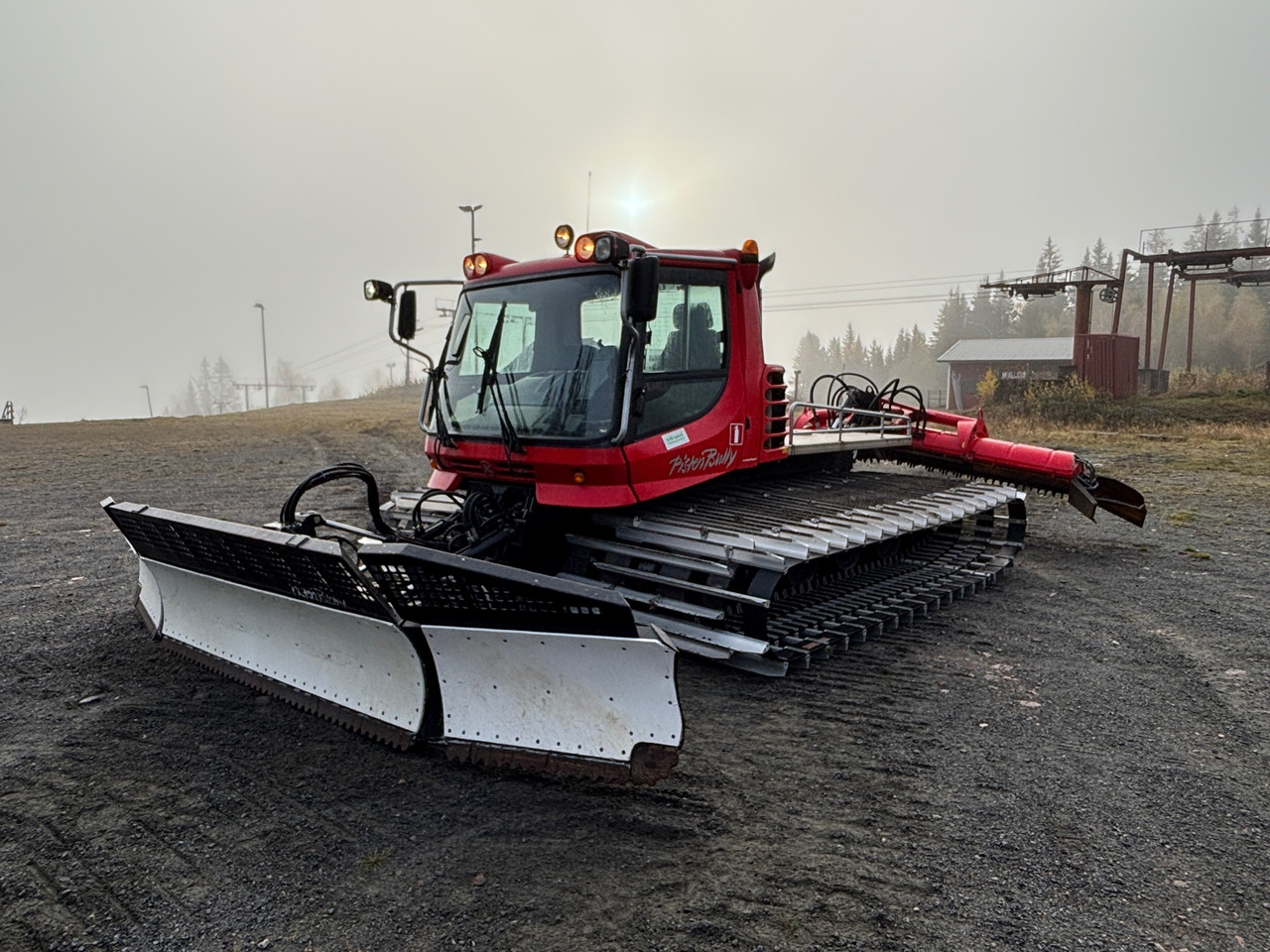 Pisten Bully 300 - Anleggsmaskiner: bilde 1 Pisten Bully 300 - Anleggsmaskiner: bilde 1