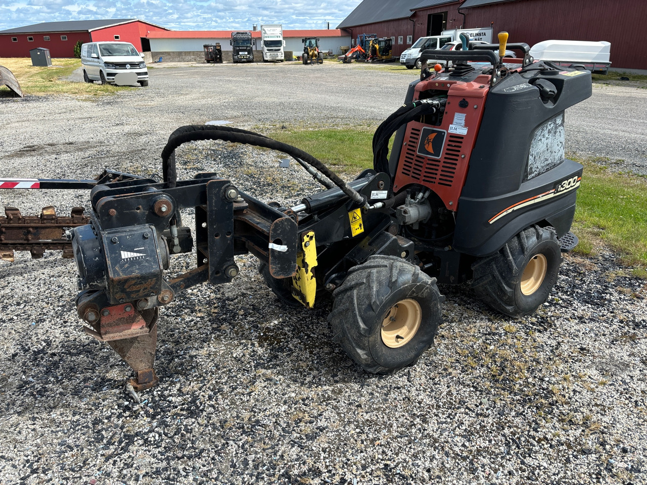 Ditch Witch R300 - Utility-/ Spesiell maskin: bilde 1 Ditch Witch R300 - Utility-/ Spesiell maskin: bilde 1