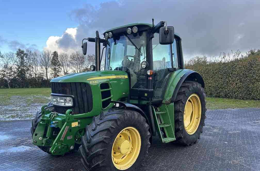 John Deere 6330 premium, TLS, HCS, Air, autopower - Traktor: bilde 1 John Deere 6330 premium, TLS, HCS, Air, autopower - Traktor: bilde 1