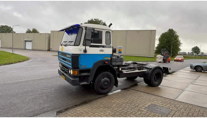 DAF 2500 Daf 2500 TI chassis - Trekkvogn: bilde 2 DAF 2500 Daf 2500 TI chassis - Trekkvogn: bilde 2