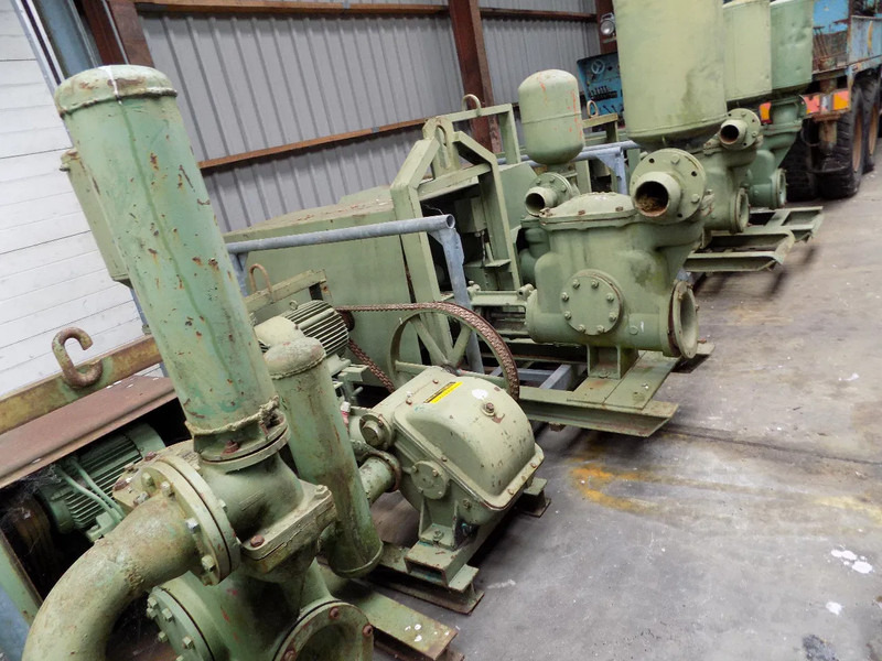 Leie Vuilwaterpomp centrifugaal pomp unit (durty water pump) diesel Vuilwaterpomp centrifugaal pomp unit (durty water pump) diesel: bilde 15 Leie Vuilwaterpomp centrifugaal pomp unit (durty water pump) diesel Vuilwaterpomp centrifugaal pomp unit (durty water pump) diesel: bilde 15