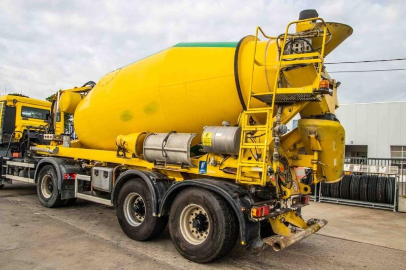DE BUF BETON MIXER/MALAXEUR/MISCHER 10 M3 /GESTUURD/GELENKT/STEERING/DIR. - Betongsemi: bilde 3 DE BUF BETON MIXER/MALAXEUR/MISCHER 10 M3 /GESTUURD/GELENKT/STEERING/DIR. - Betongsemi: bilde 3