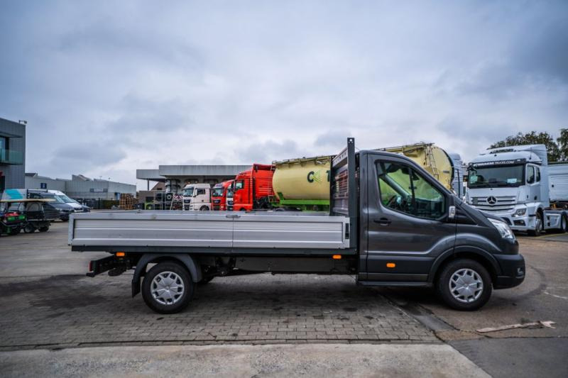 Ford TRANSIT 2.0 TDCI - Varebil med plan: bilde 3 Ford TRANSIT 2.0 TDCI - Varebil med plan: bilde 3