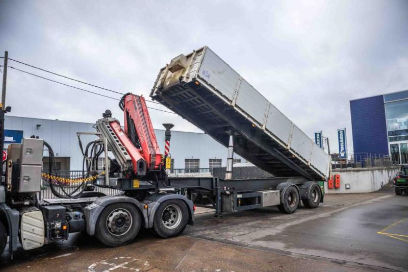 Kwb KIPPER + FASSI F245A/5X - Tippsemi: bilde 1 Kwb KIPPER + FASSI F245A/5X - Tippsemi: bilde 1