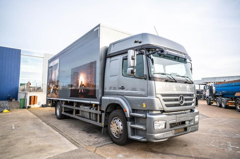 Mercedes AXOR 1824 L - 132 150 KM - Skapbil: bilde 2 Mercedes AXOR 1824 L - 132 150 KM - Skapbil: bilde 2