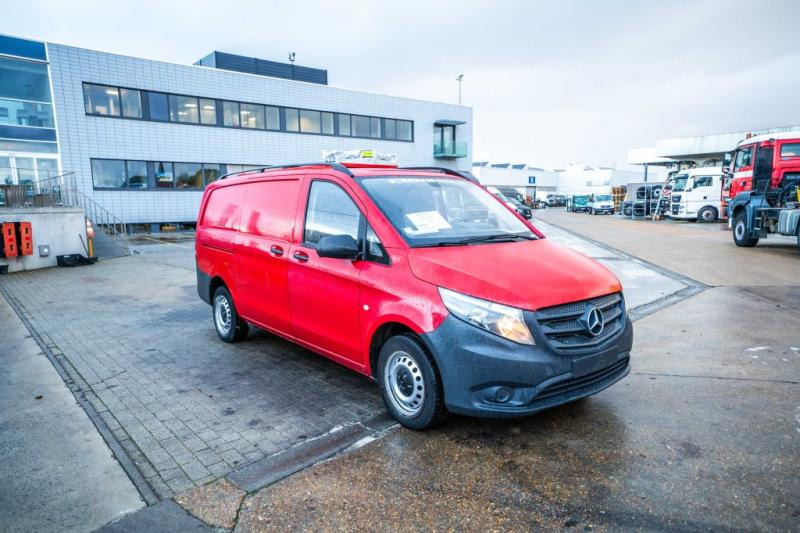 Mercedes VITO 114 CDI - Små varebil: bilde 2 Mercedes VITO 114 CDI - Små varebil: bilde 2