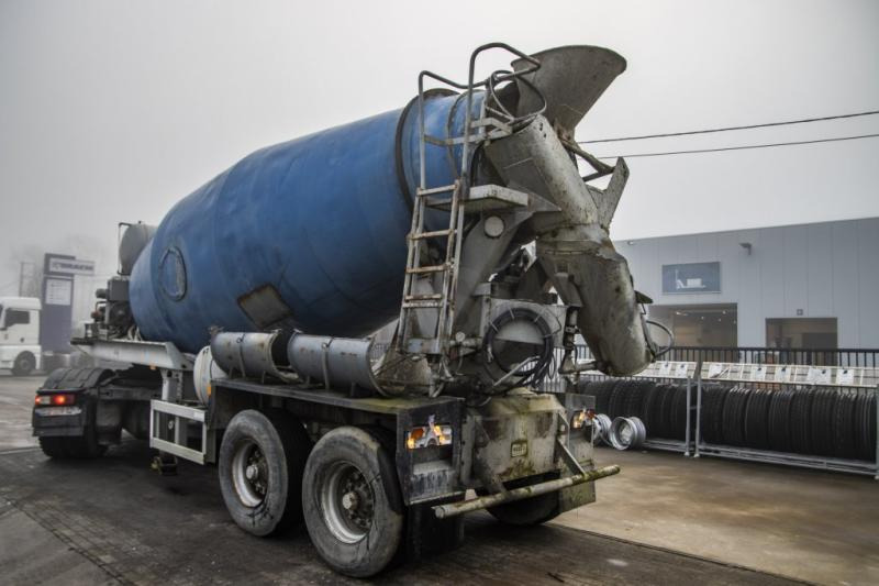 Mol BETON MIXER/MALAXEUR/MISCHER 12M3+MOTOR/MOTEUR - Betongsemi: bilde 2 Mol BETON MIXER/MALAXEUR/MISCHER 12M3+MOTOR/MOTEUR - Betongsemi: bilde 2