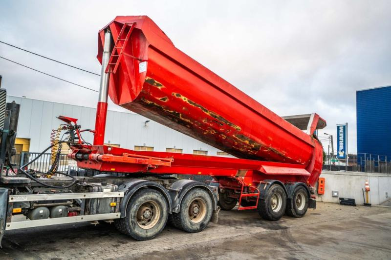 ROBUSTE-KAISER S3302G37+ HYRD. DEUR - Tippsemi: bilde 1 ROBUSTE-KAISER S3302G37+ HYRD. DEUR - Tippsemi: bilde 1