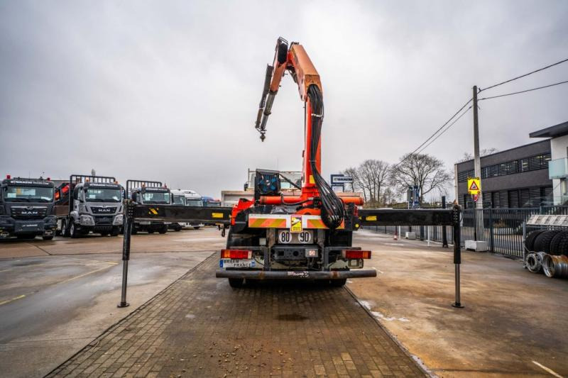 Renault KERAX 370 + PALFINGER 15T/M+2EXT. - Planbil, Kranbil: bilde 5 Renault KERAX 370 + PALFINGER 15T/M+2EXT. - Planbil, Kranbil: bilde 5