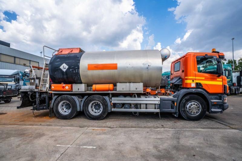 Scania SCANIA 124G420-6x4/BITUMEN/ASFALT - Tankbil: bilde 3 Scania SCANIA 124G420-6x4/BITUMEN/ASFALT - Tankbil: bilde 3