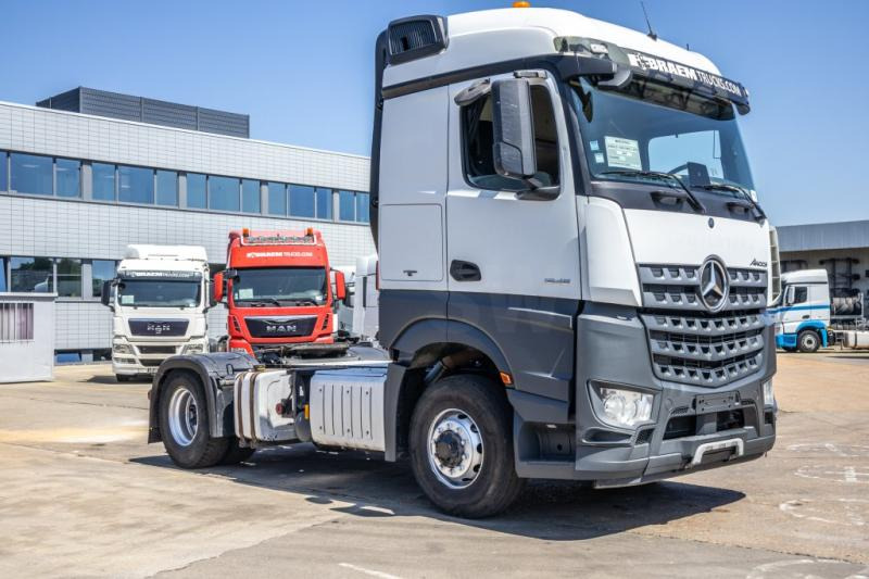 Mercedes AROCS 1845 HAD - 4X4 + HYDR. - Trekkvogn: bilde 2 Mercedes AROCS 1845 HAD - 4X4 + HYDR. - Trekkvogn: bilde 2