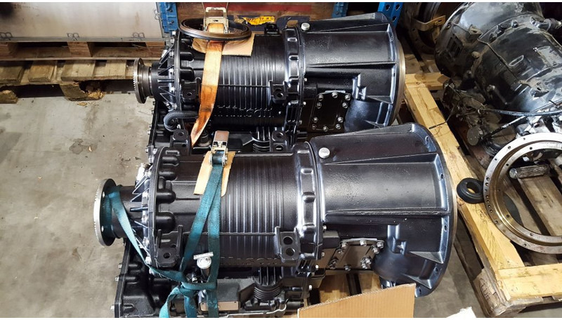 Terberg Allison MT643,MD3060,MD3000,ZF 6WG211 - Terminaltraktor: bilde 1 Terberg Allison MT643,MD3060,MD3000,ZF 6WG211 - Terminaltraktor: bilde 1