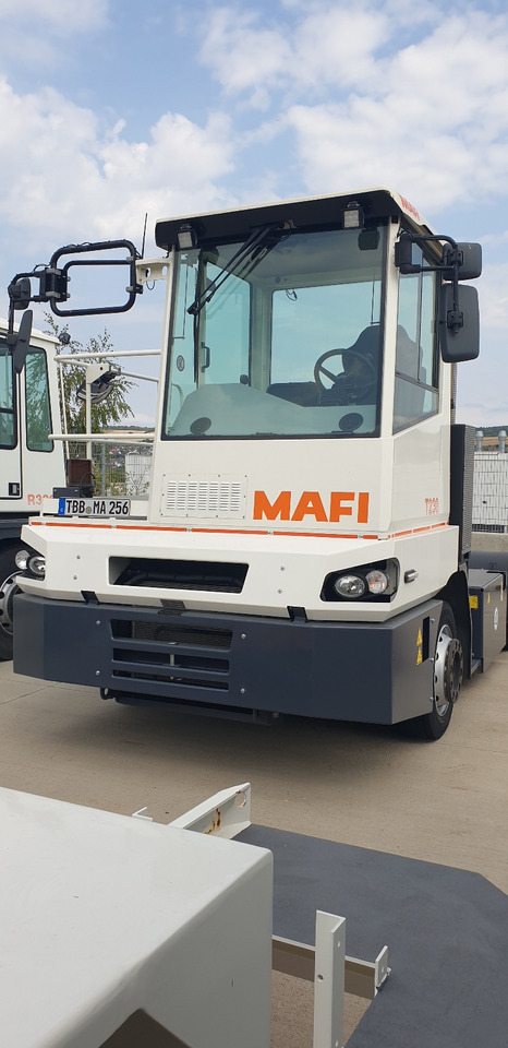 MAFI T230 - Terminaltraktor: bilde 1 MAFI T230 - Terminaltraktor: bilde 1