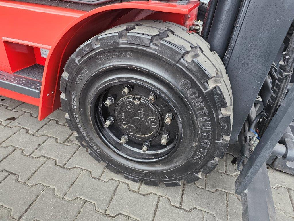 Dan Truck 8450DG Container-Indoor-Stapler -TRIPLEX - Dieseltruck: bilde 2 Dan Truck 8450DG Container-Indoor-Stapler -TRIPLEX - Dieseltruck: bilde 2