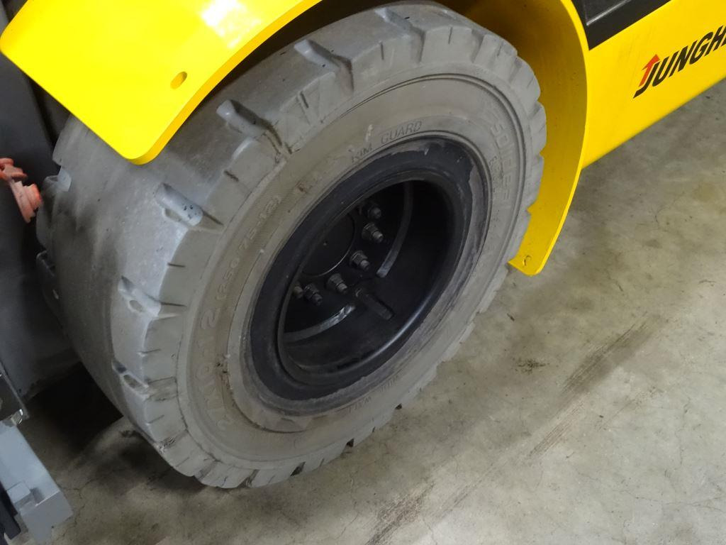 Jungheinrich TFG430s - TRIPLEX - Gaffeltruck: bilde 2 Jungheinrich TFG430s - TRIPLEX - Gaffeltruck: bilde 2