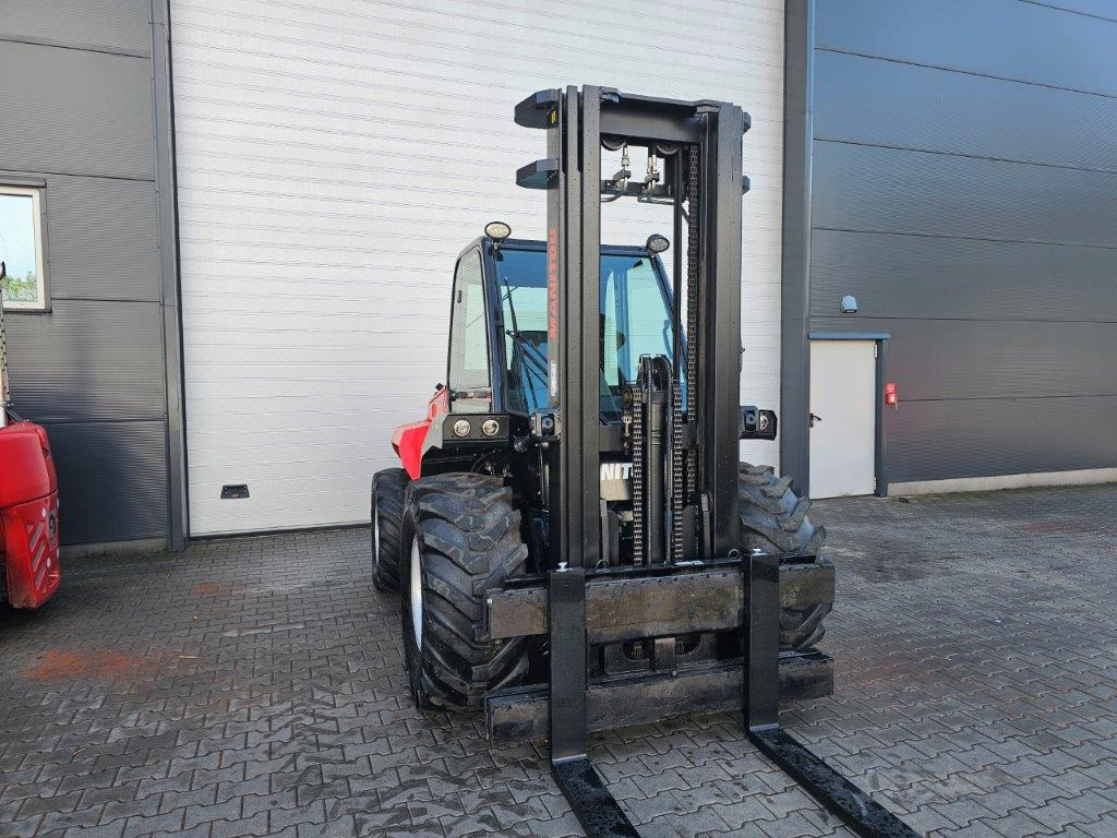 Manitou M50-4D - TRIPLEX- 4x4 - Terrenggående gaffeltruck: bilde 4 Manitou M50-4D - TRIPLEX- 4x4 - Terrenggående gaffeltruck: bilde 4